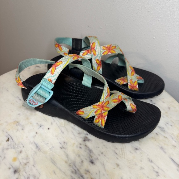 Chaco Sandals Size 39 (US 8-8.5)
Gently used as shown in photos shoes - Picture 1 of 9